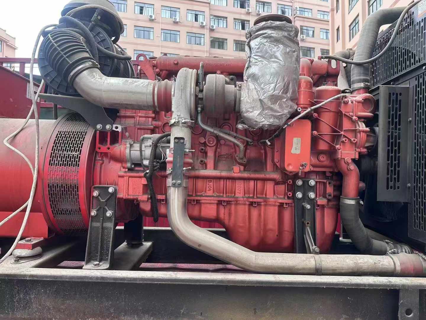 陈场镇如何选择适合 600kW 柴油发电机组的过载保护器？
