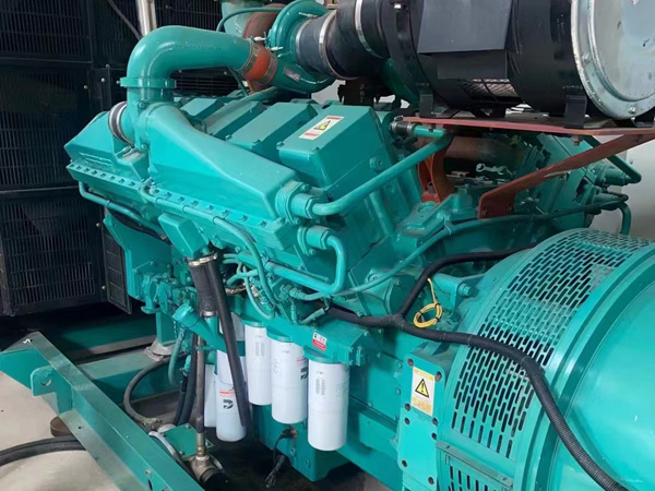 陈场镇更换100kW柴油发电机组机油时，需要注意哪些事项？