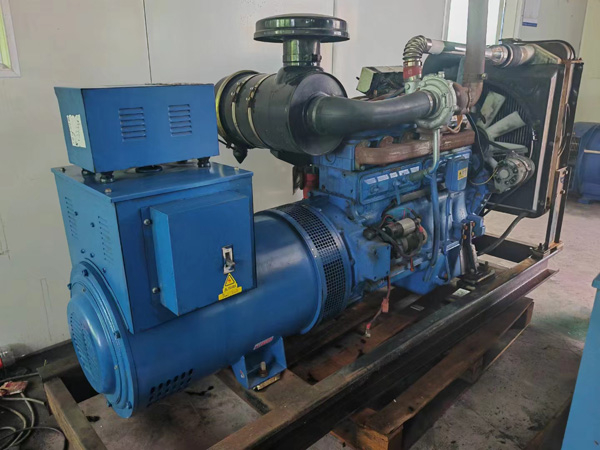 陈场镇100kW柴油发电机组使用多级机油有哪些优缺点？